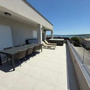 Apartman Madison, Posedarje